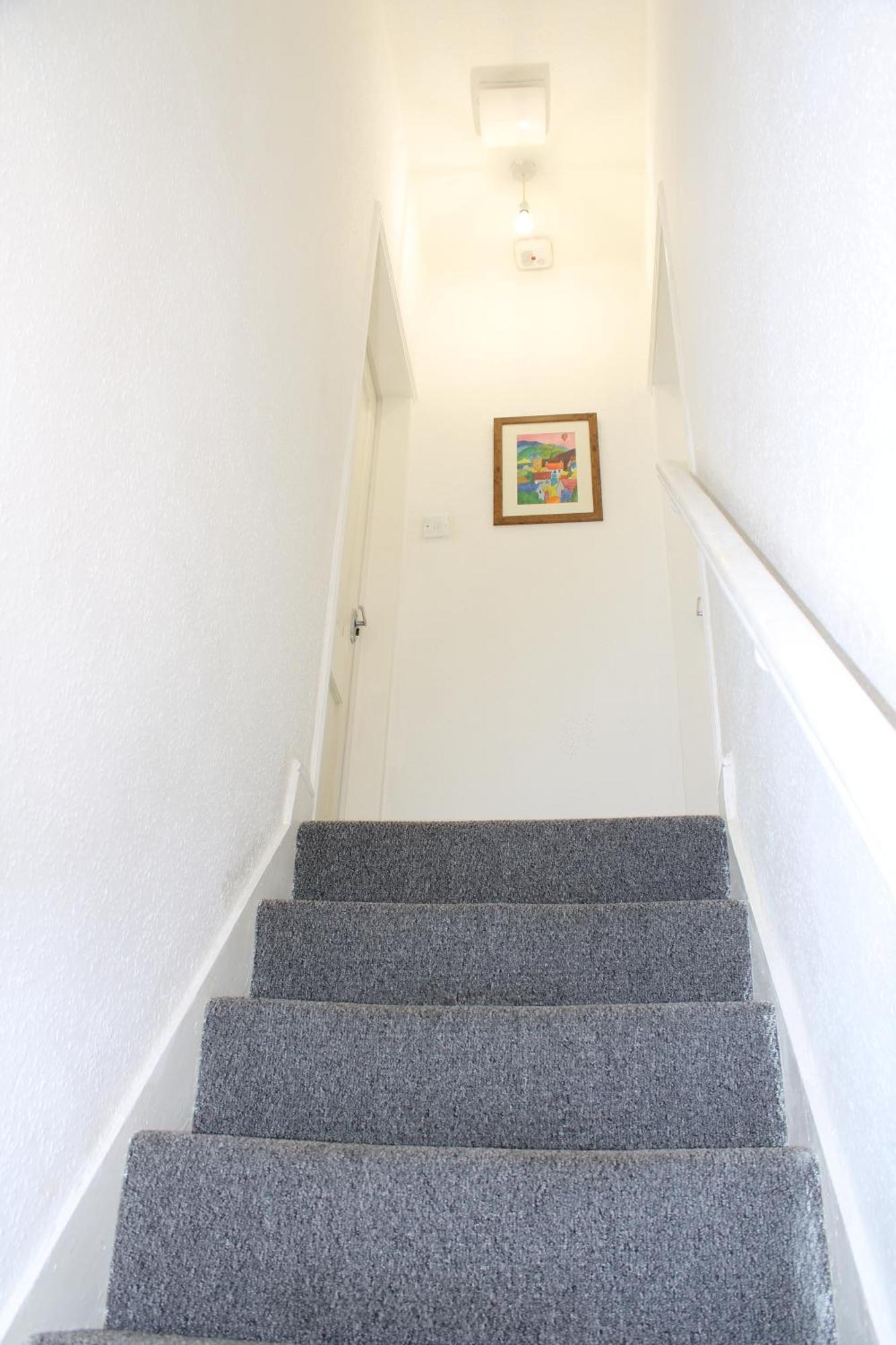 F2S Serviced Apartments 2Bedroom Terrace House With Free Wifi Netflix Suitable For Contractors Walking Distance To Train Station Derby Exteriör bild